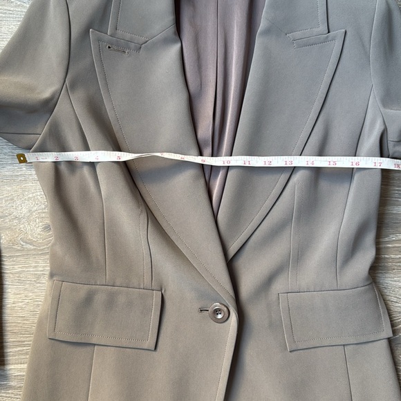 St. John Gray Blazer Coat - Picture 7 of 12